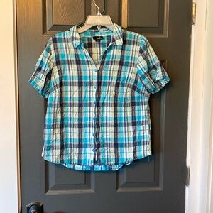 Erika top with keyhole sleeves